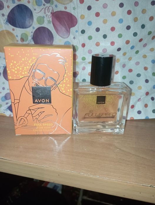 Продам духи ни разу не пользовался