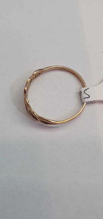 Pierścionek złoty 14 k /585/ 1,31 g.R 20 - Madej Gorlice Mickiewicza -