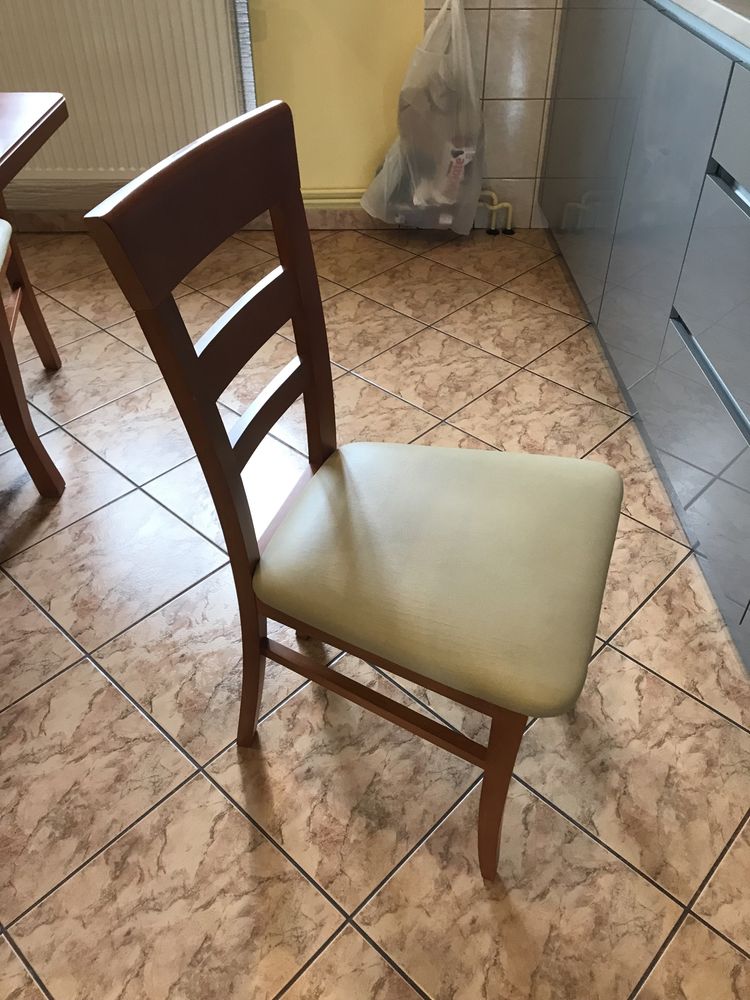 Stół drewniany rozkładany do jadalni + 6 krzeseł