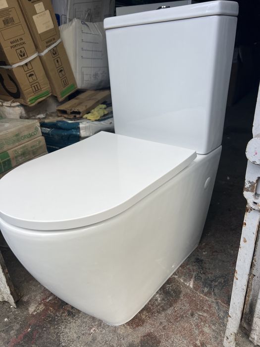 Sanita completamente Nova