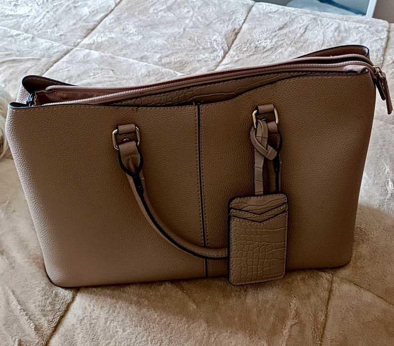 Mala Elegante Bege -Como Nova