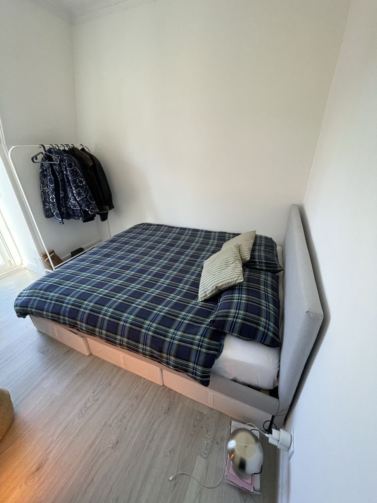 VENDO CAMA com cabeceira estofada