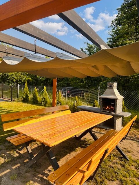 Apartamenty / Domki Letniskowe Noclegi Zbiornik Jeziorsko - LandsBy
