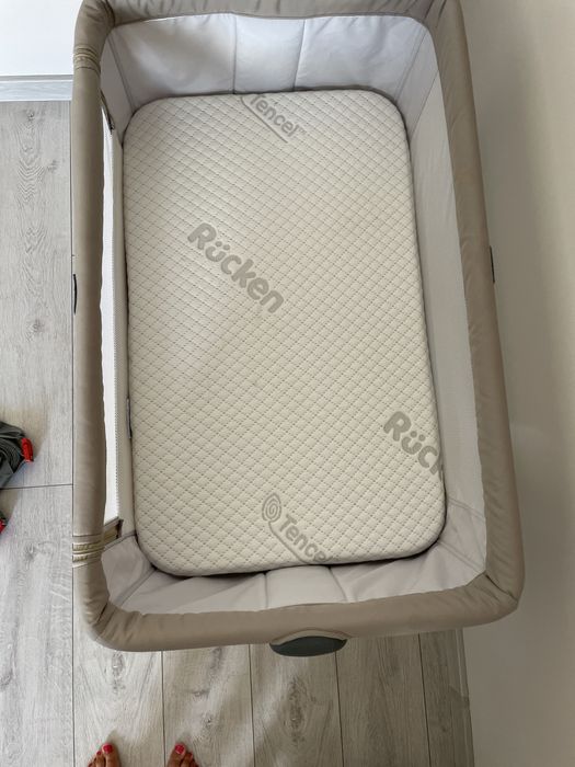 Łóżeczko dostawne dostawka Chicco Next 2 Me Essential beżowe (Dune)