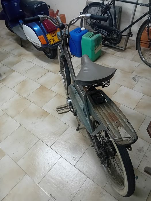 Mobilete Peugeot BB A trabalhar e a andar bem