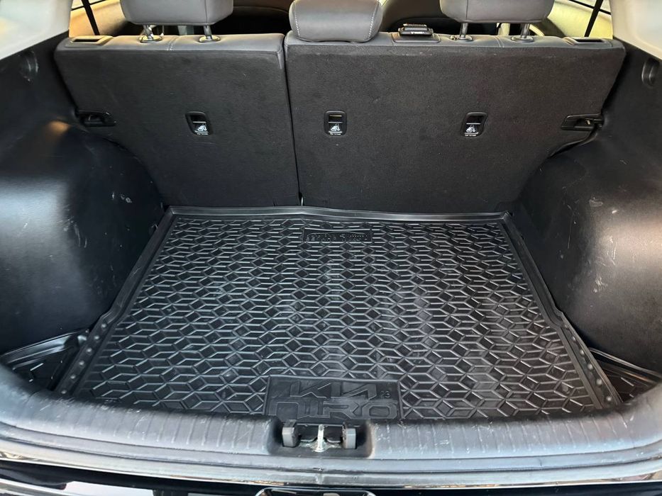 Продам KIA NIRO в гарному стані