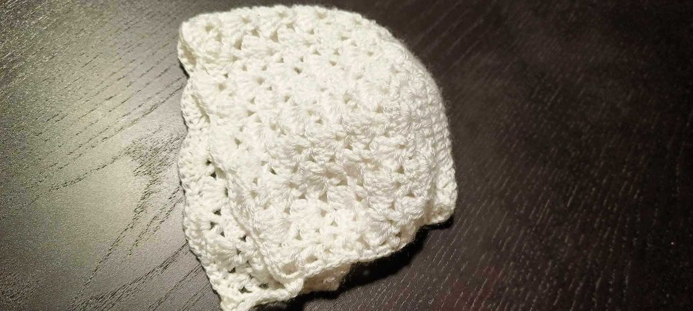 Różowy Komplet dla niemowlaka robiony na szydełku_ kocyk, poduszka,