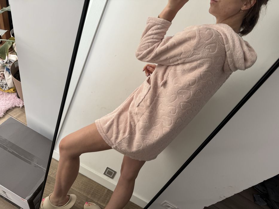 Szlafrok pudrowy róż serca primark