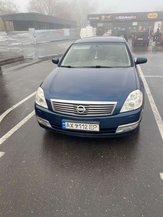 Nissan 3,5 V-6 газ бенз автомат