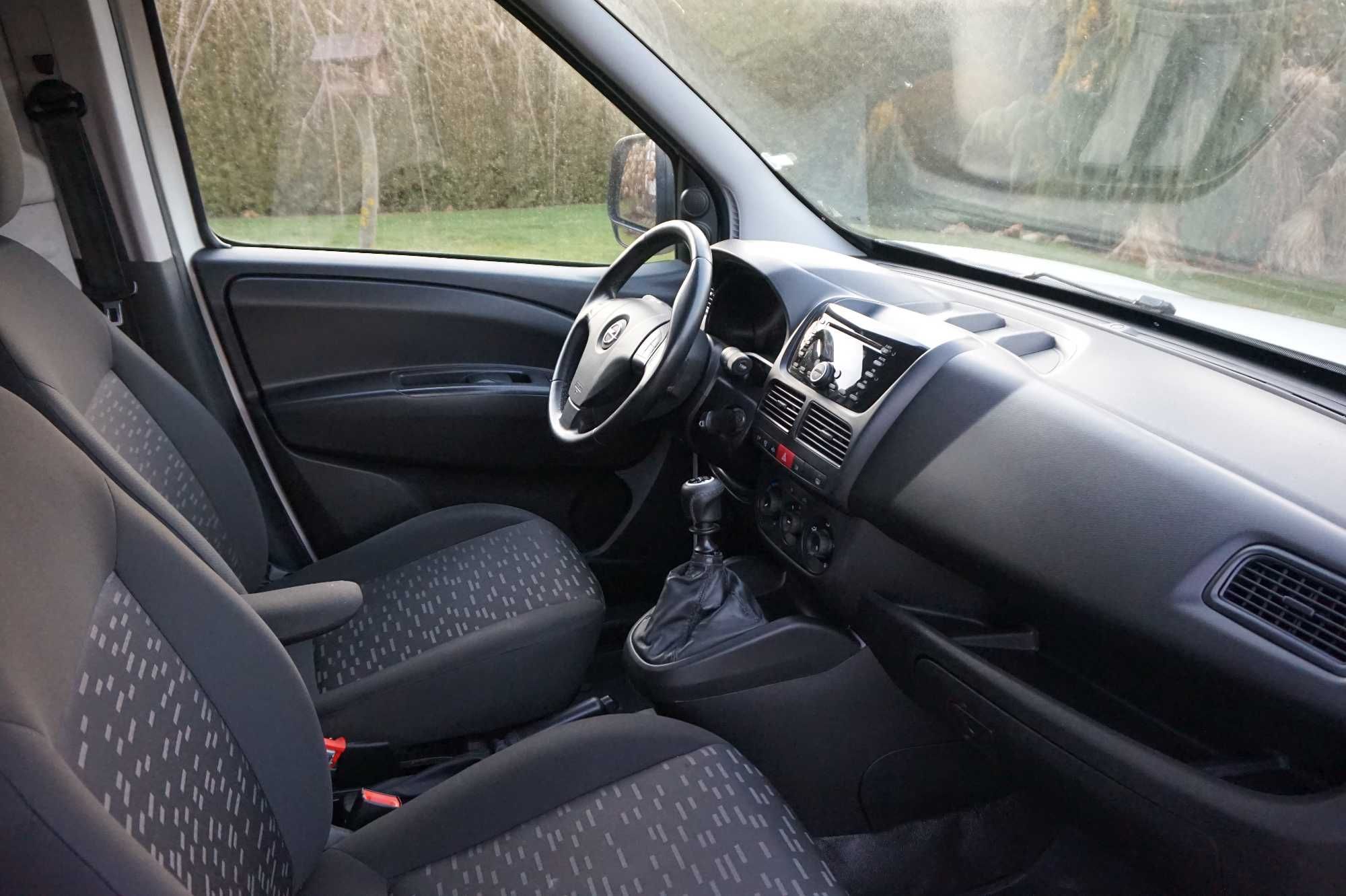 Opel Combo 1.4 Benzyna 95KM Klima G.fotele DRL Tempomat FV23% Doblo