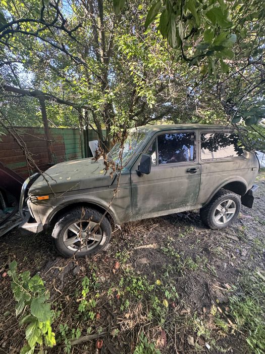 Нива на полном боевом ходу Переоформление