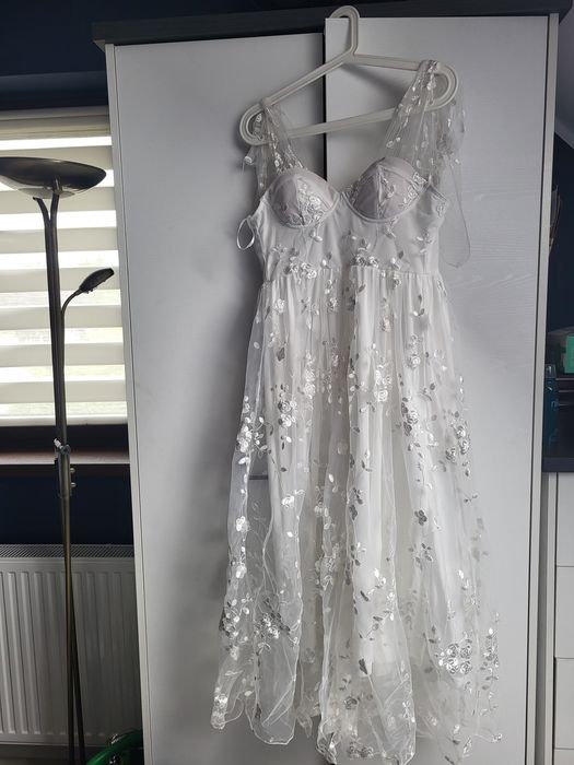 Suknia biała ślubna na przebranie wieczór panienski Boho w kwiaty