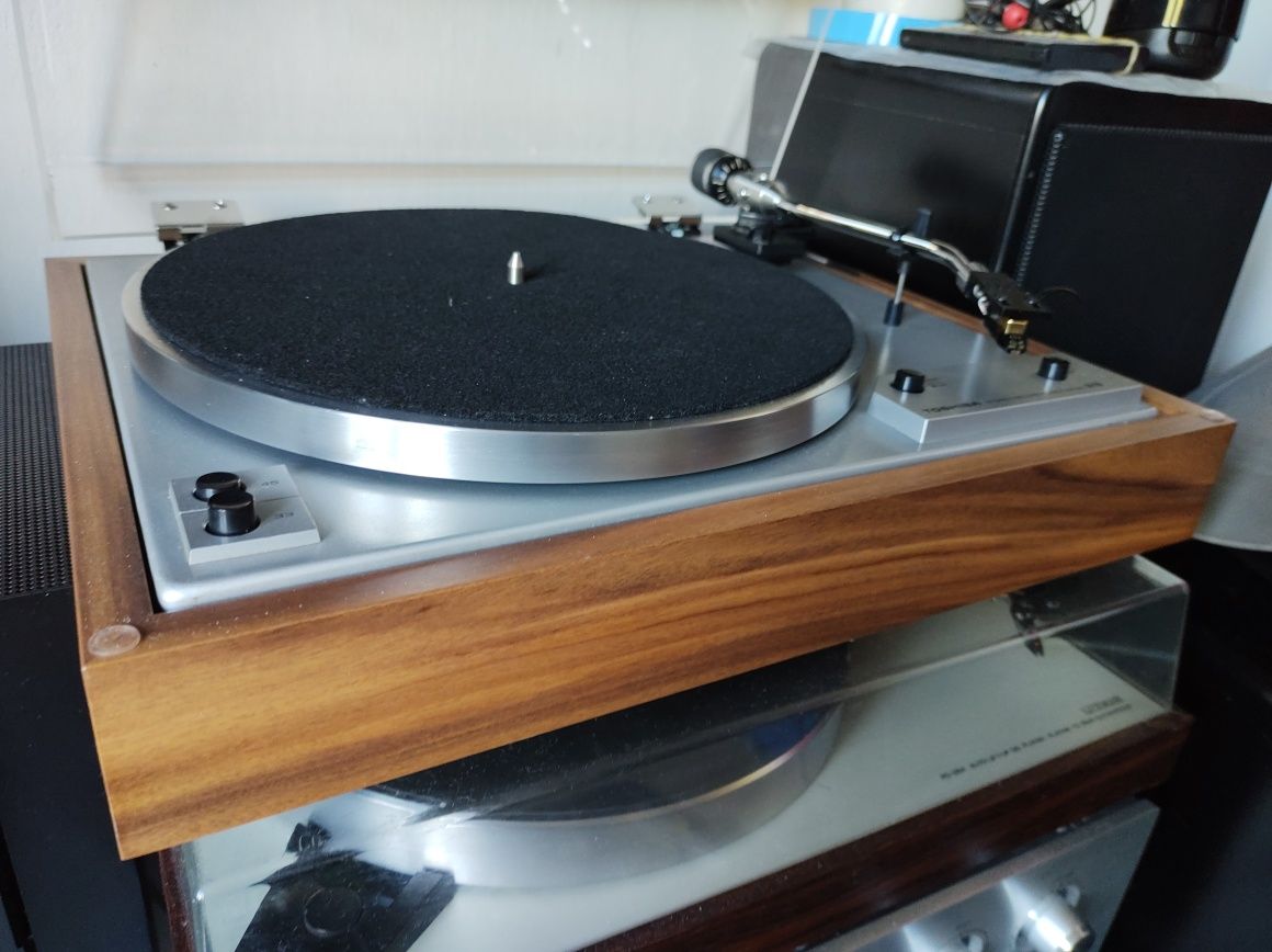 Gramofon TOSHIBA SR-220