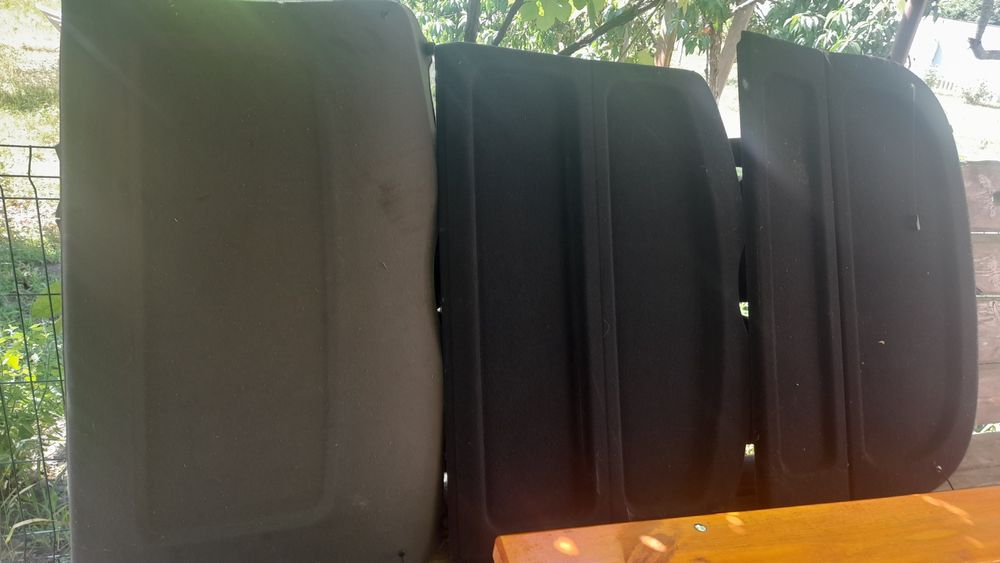 Шторки  багажника бу оригинал