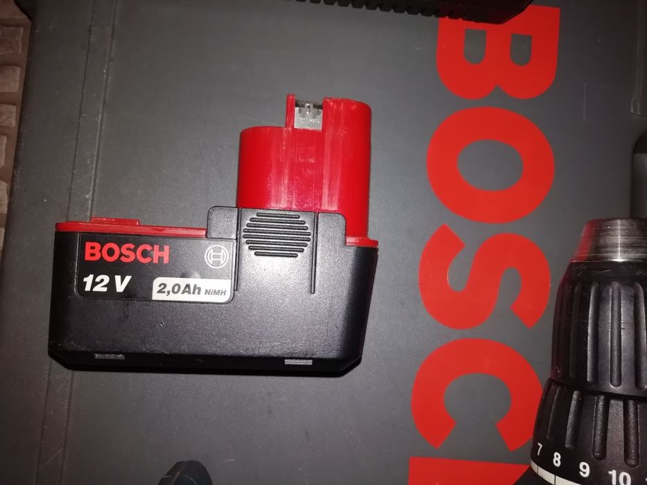 Aparafusadora Bosch sem fio GSR 12 VE 2