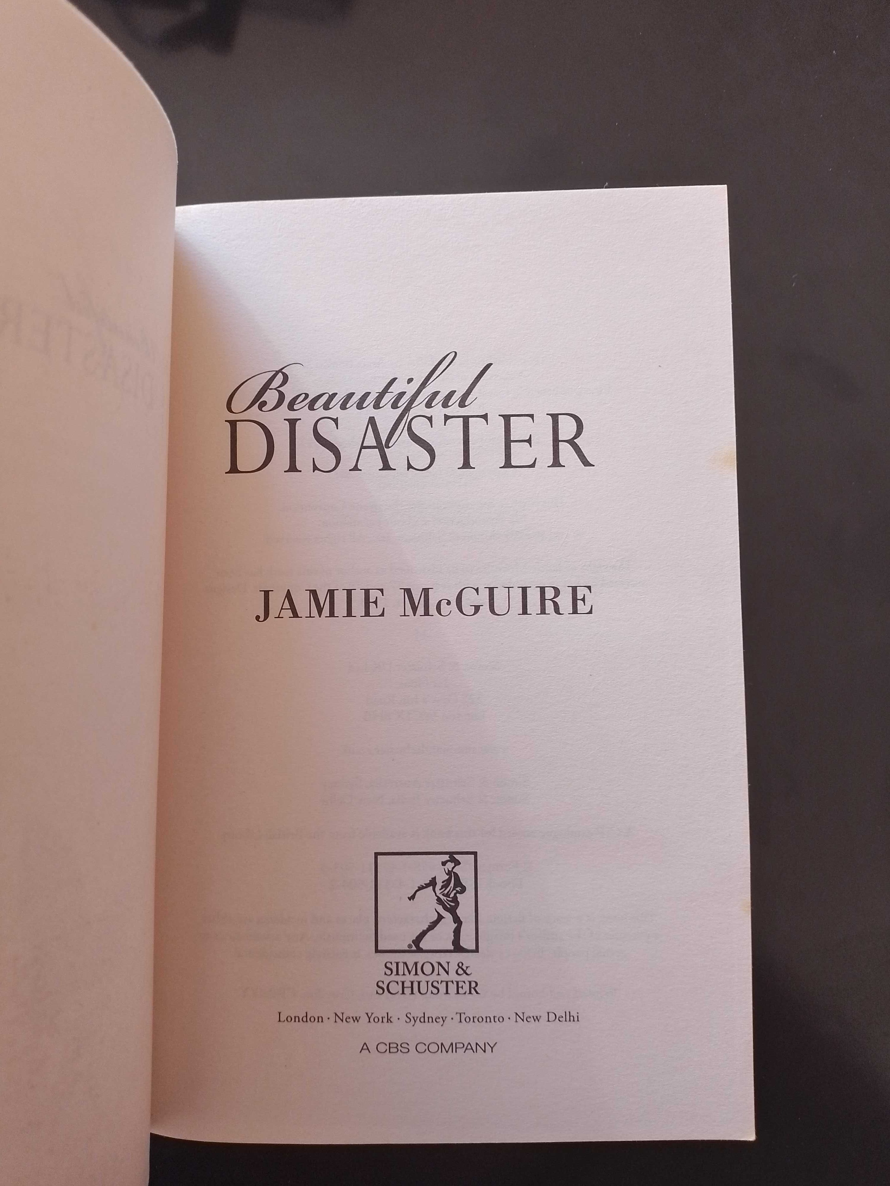 Livro Beautiful Disaster - Jamie McGuire (Inglês)