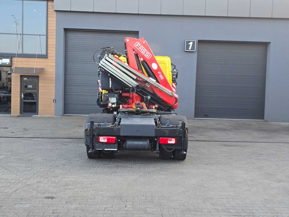 DAF FT CF85.410 | тягач | кран-маніпулятора