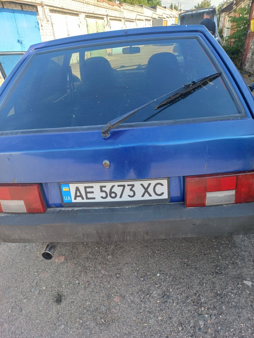 Продам автомобиль Ваз 2109.
