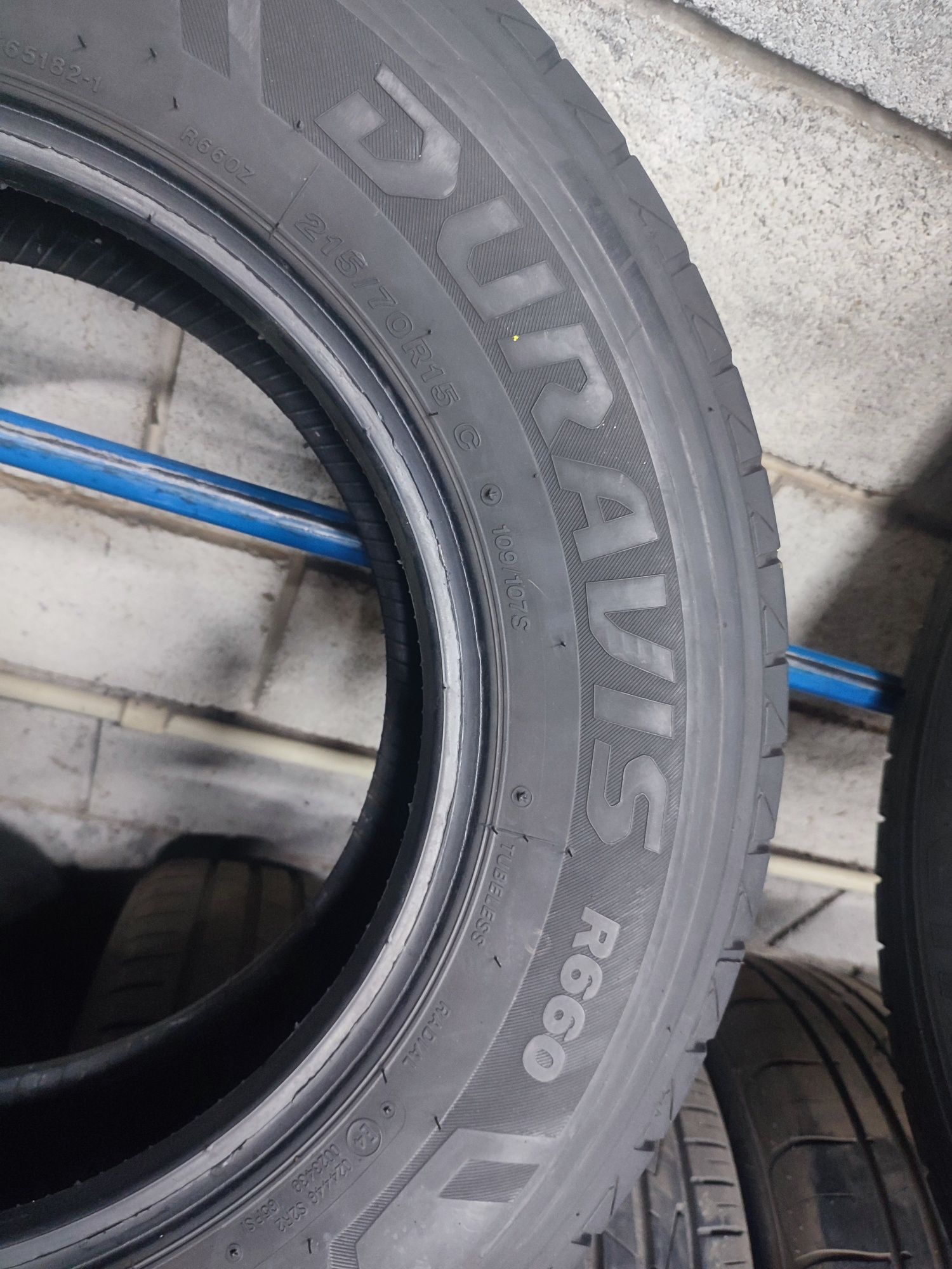 Літні шини 215/70 R15C BRIDGESTONE