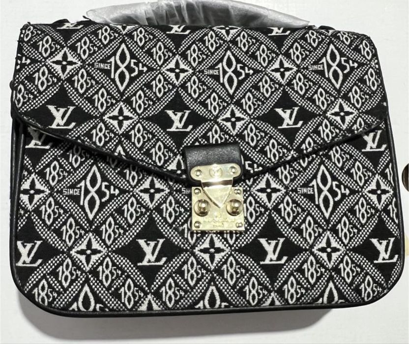 Сумочка Louis Vuitton