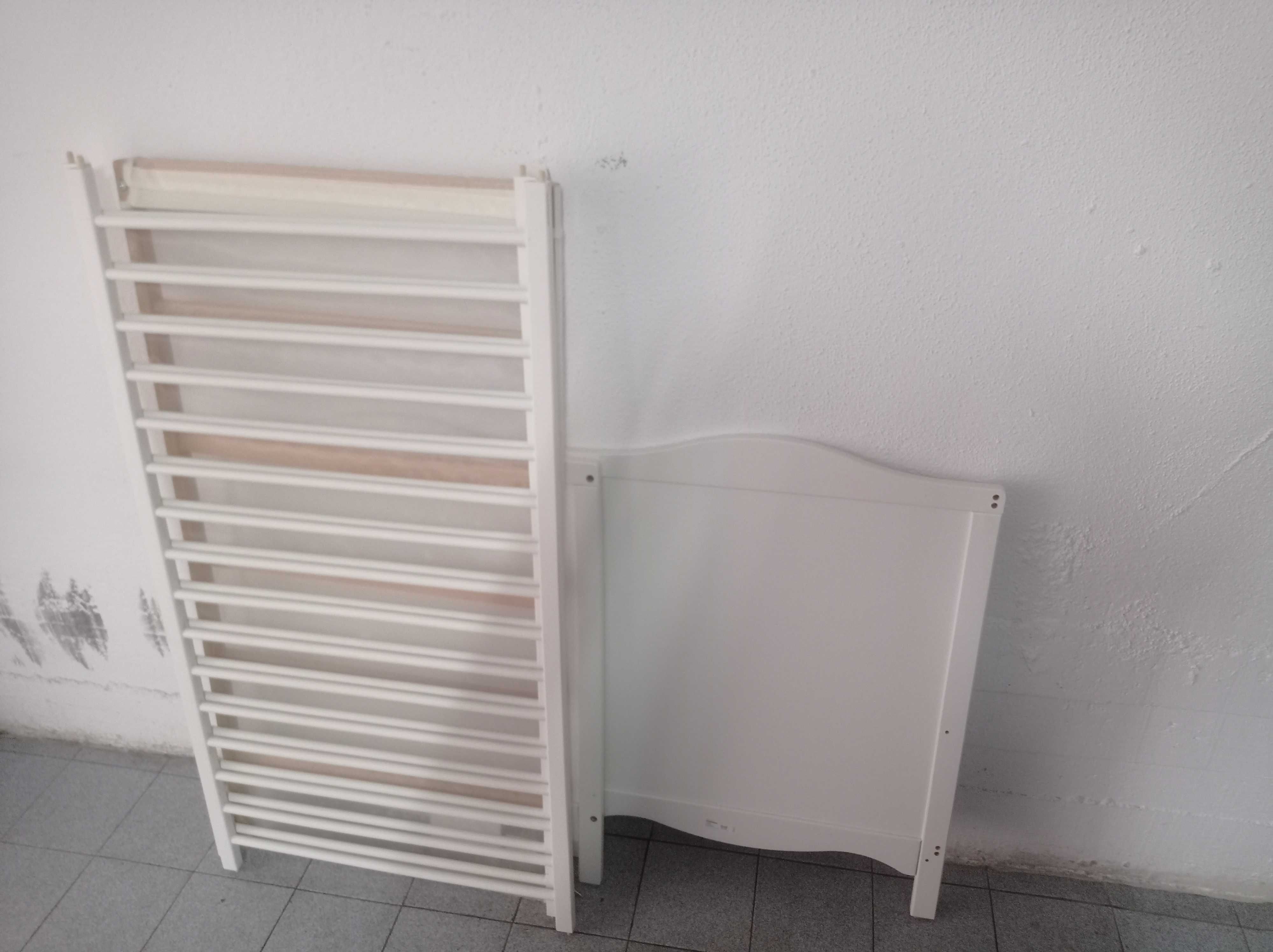 Berço IKEA branco