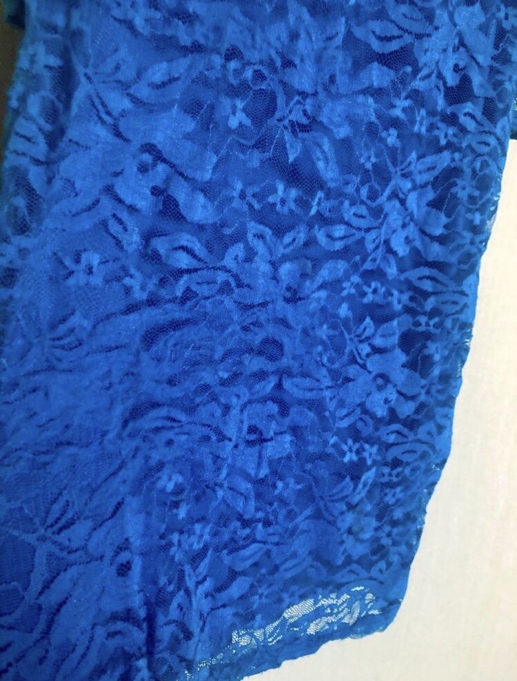 Платье синее гипюровое