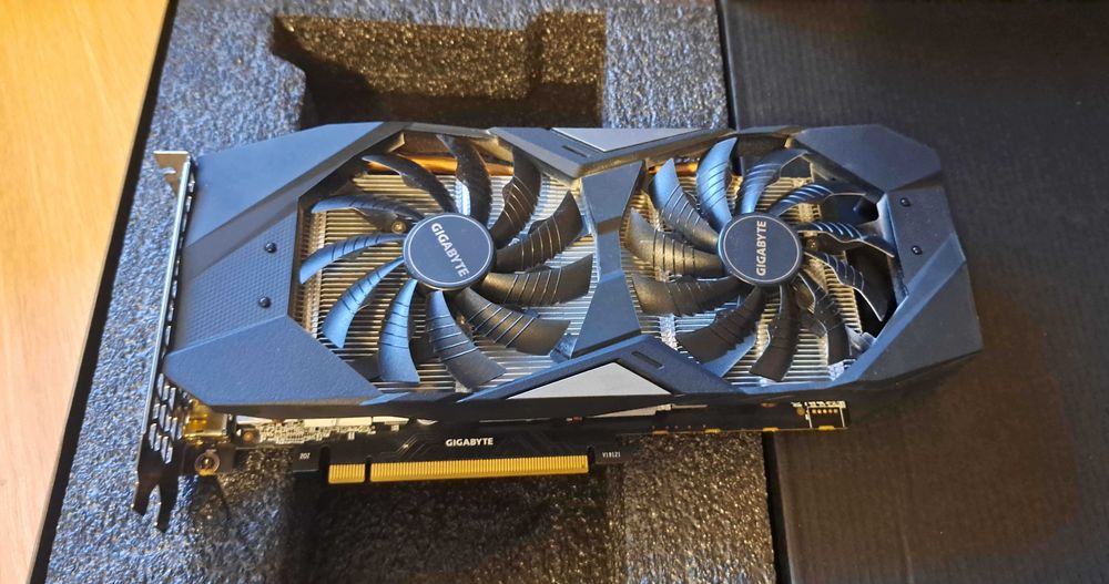 Gigabyte GeForce RTX 2070 Windforce 2X 8GB GDDR6