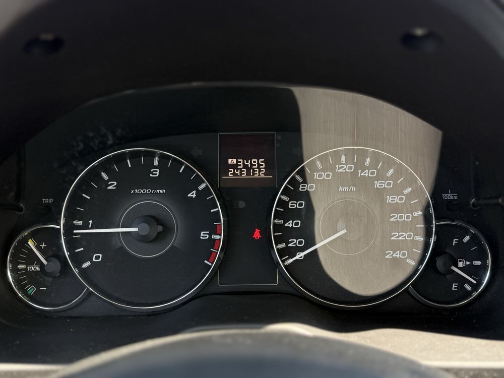 Subaru Legacy 2.0D, Napęd 4x4, Niski przebieg, Bezwypadkowa.