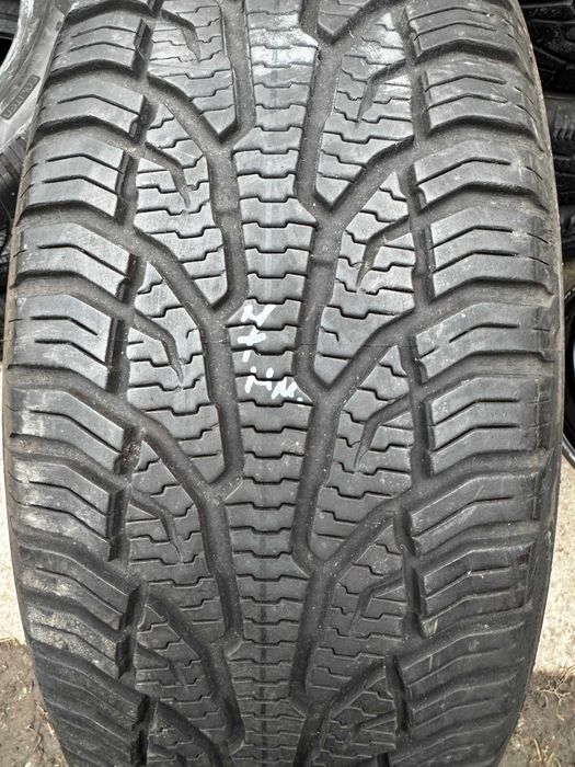 Шини UNIROYAL 215/60 R17 96H, AllSeasonExpert 2, всесезонна резина