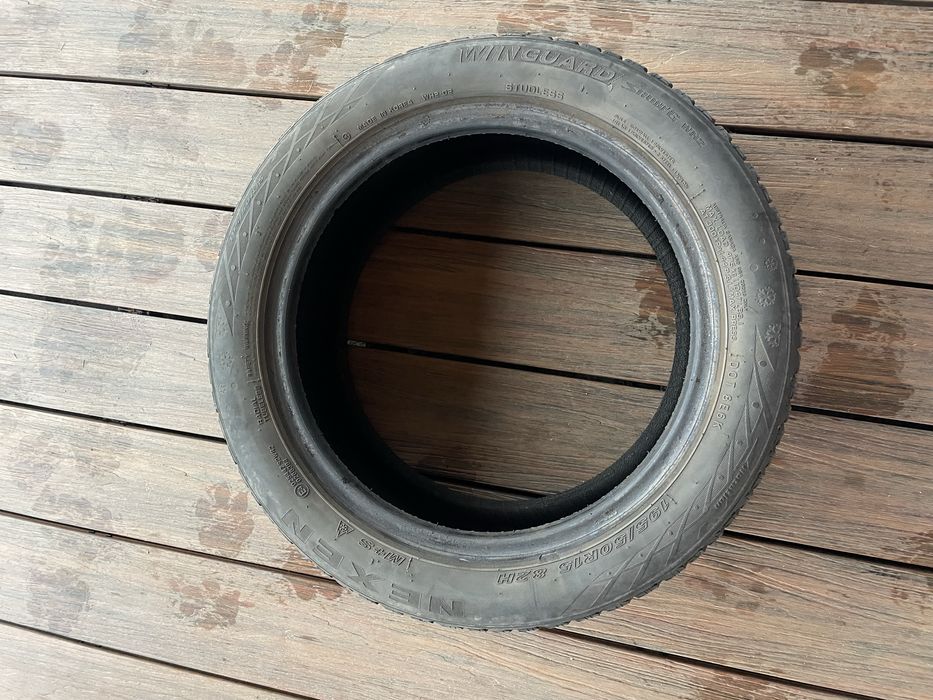 Opony zimowe Nexen 195/50R15