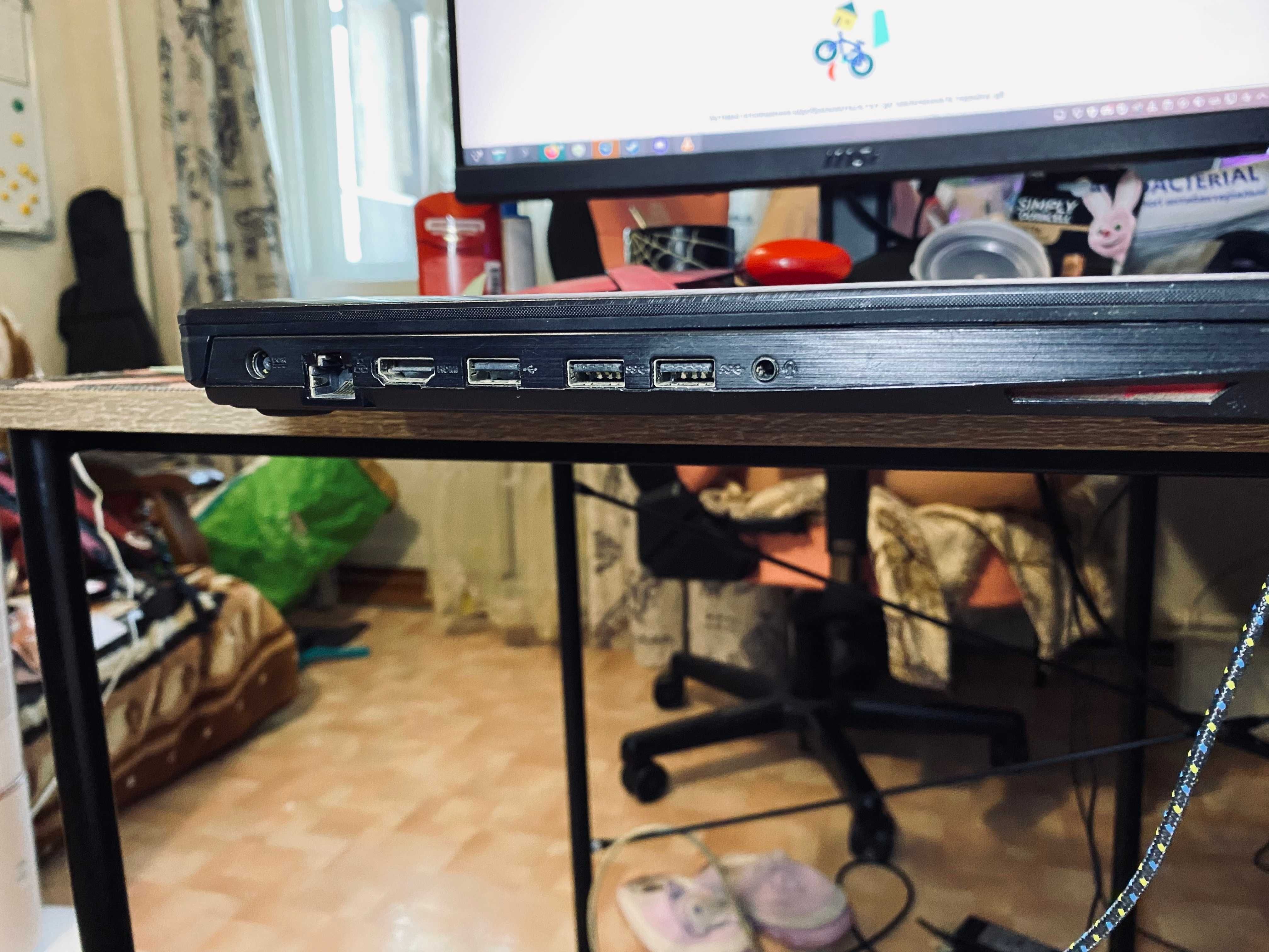 Asus TUF Gaming FX505 Ryzen 5 3550h\GTX 1650 4gb\ 16 gb ddr4