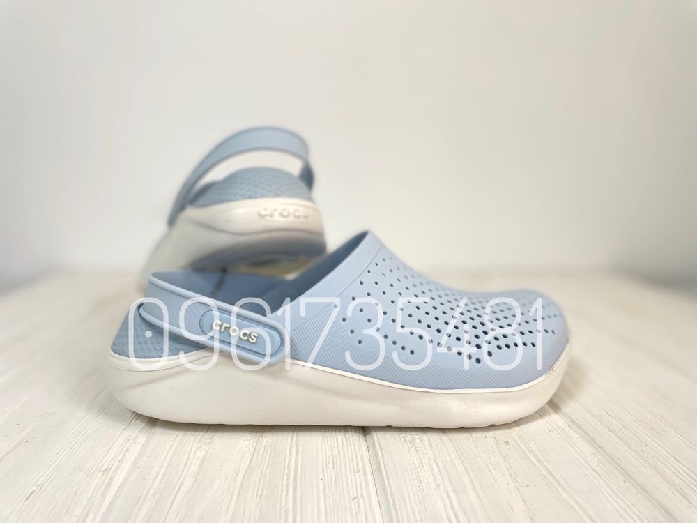 Жіночі Практичні Крокси Женские Голубые Лайт Райд Crocs Lite Ride