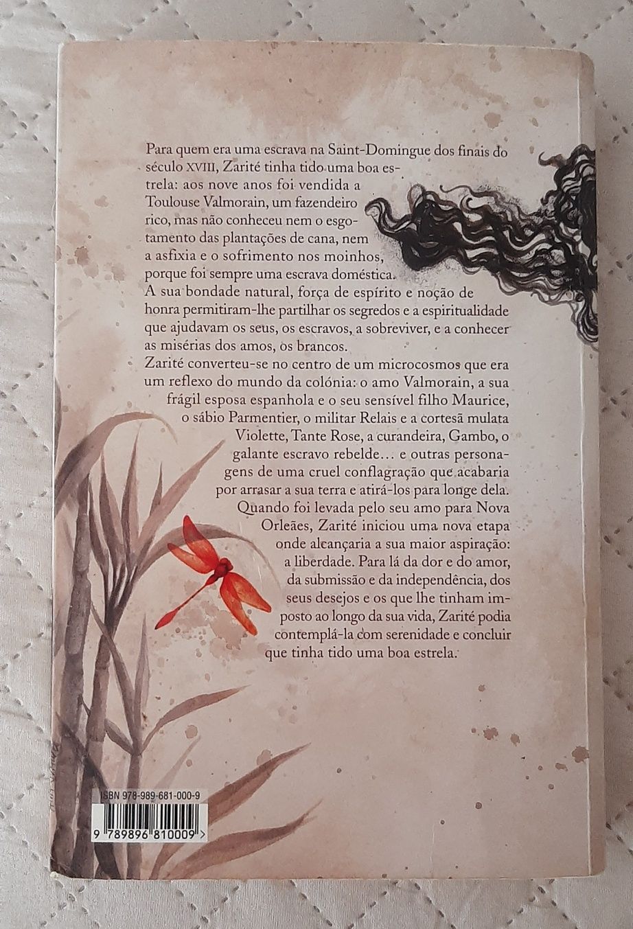 "A ilha debaixo do mar" de Isabel Allende (portes incluídos)