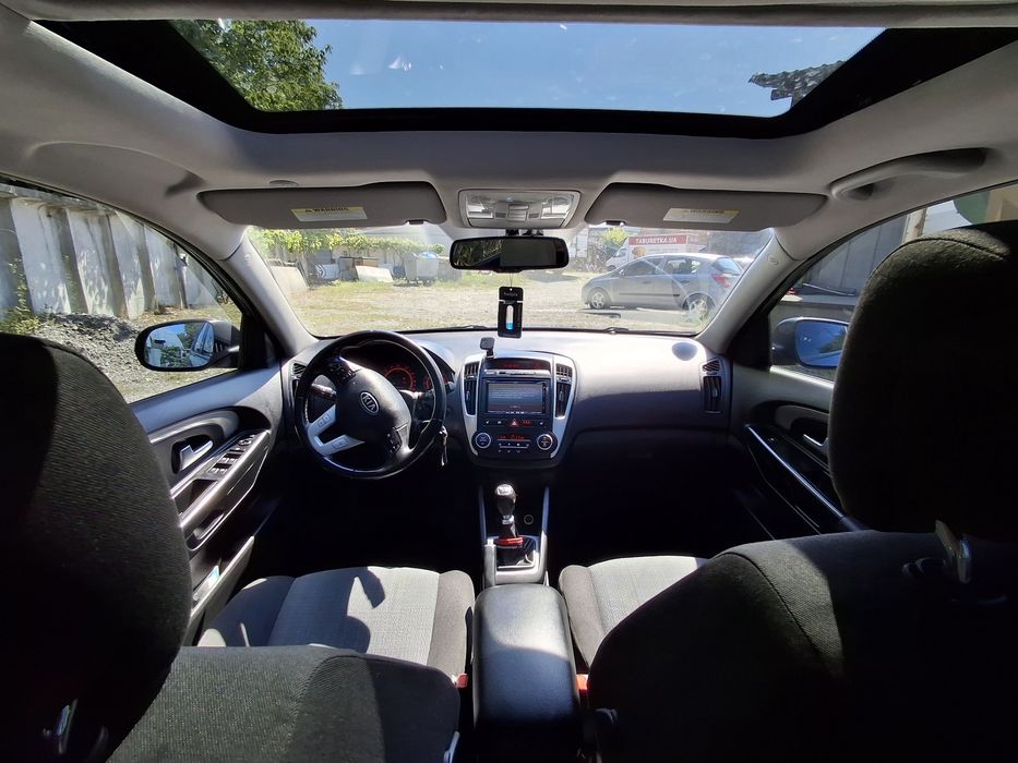 Продам kia ceed 2009 рестайл дизель в максимальній комплектації