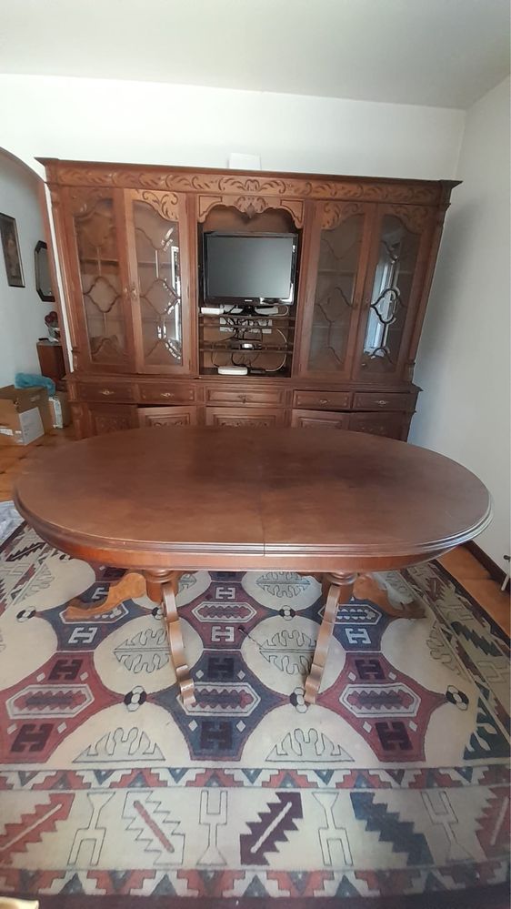 Mobilia de Sala com mesa