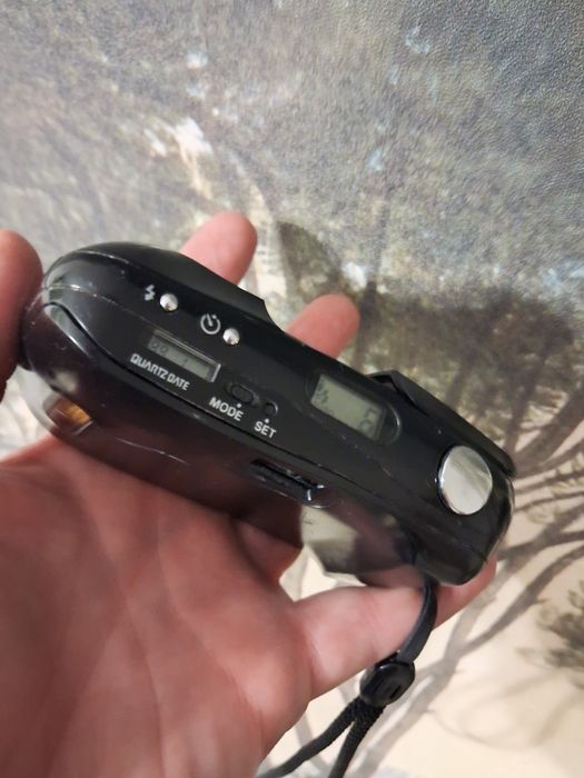 Плёночный фотоаппарат Olumpus M(mju:)-1