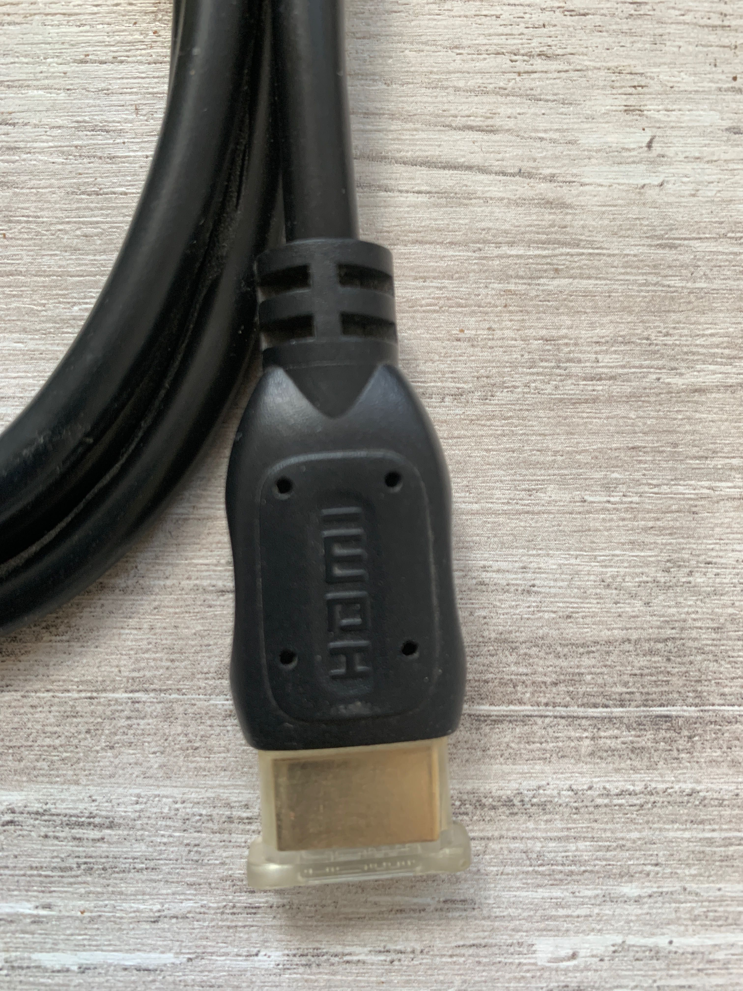 Кабель HDMI з Європи