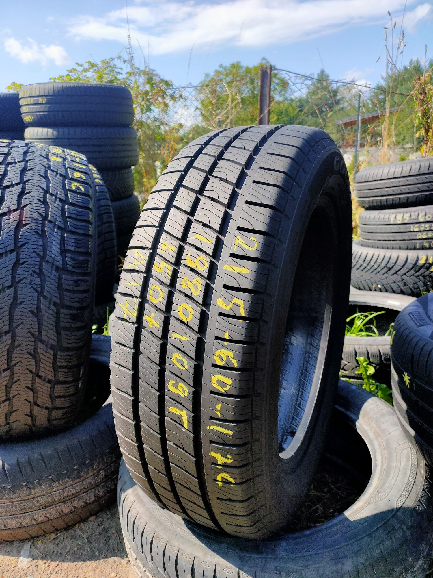 A17 1x215/60R17C GoodYear VectorCargo 2 2019r 8mm