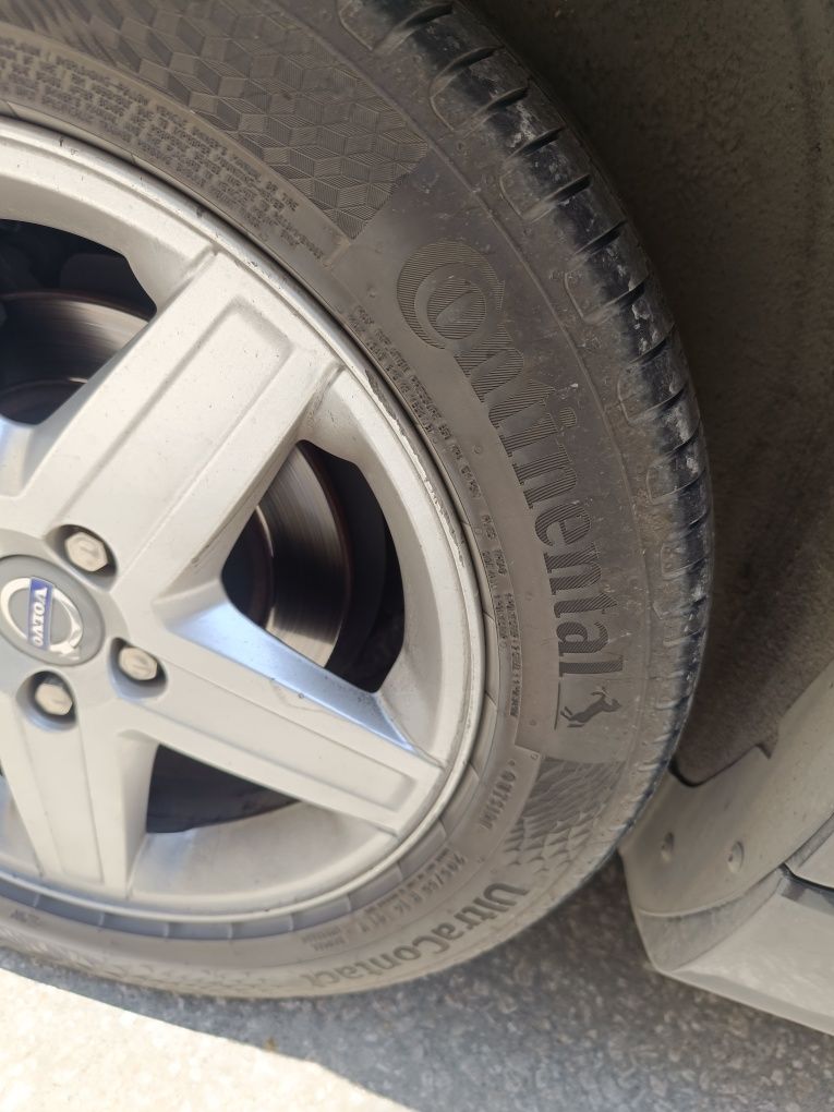 4 jantes 16 5x108 Volvo com pneus