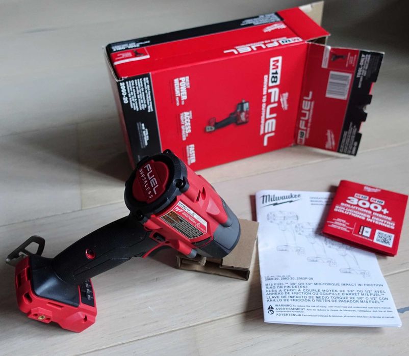 Milwaukee M18™ FUEL™ Klucz udarowy 3/8˝815Nm FMTIW2F38/2960-20 (USA)