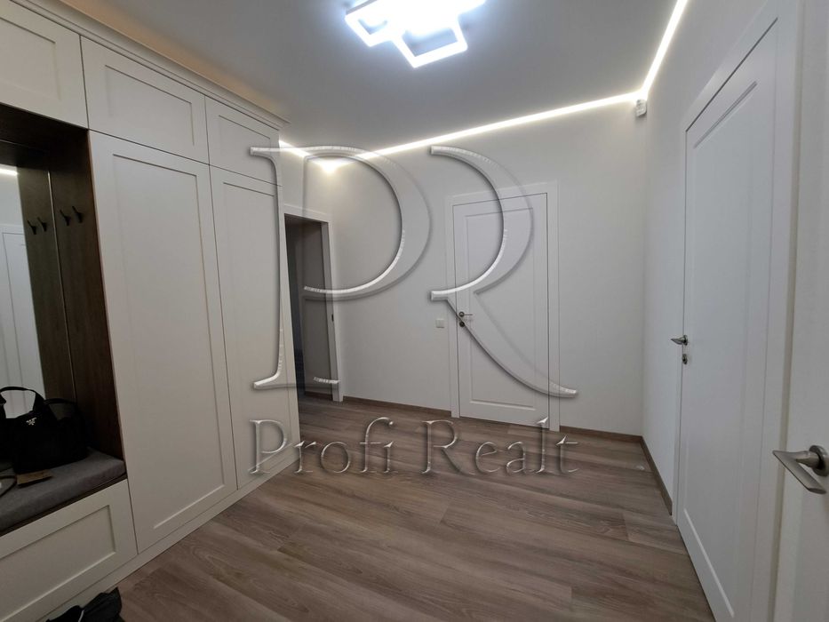 Продаж 2 кімн. квартири з якісним ремонтом в ЖК Sofia Nova