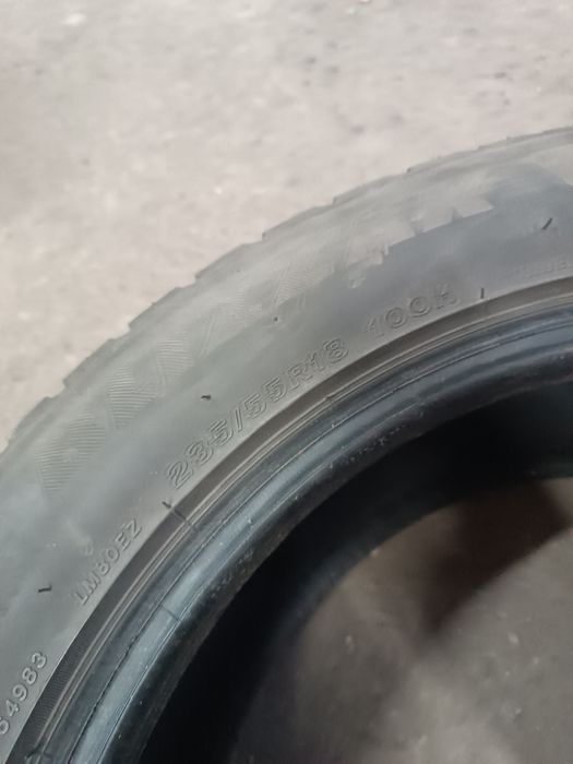 235/55R18 dwie opony zimowe Bridgestone 2018r