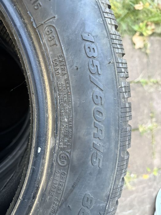 Резина зимняя  185 60 R15