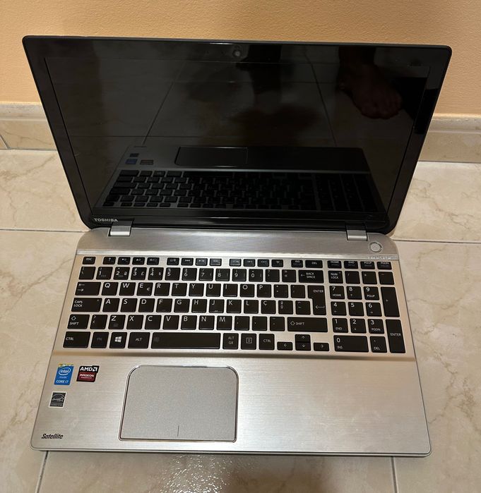 Toshiba Satellite para peças ou reparação