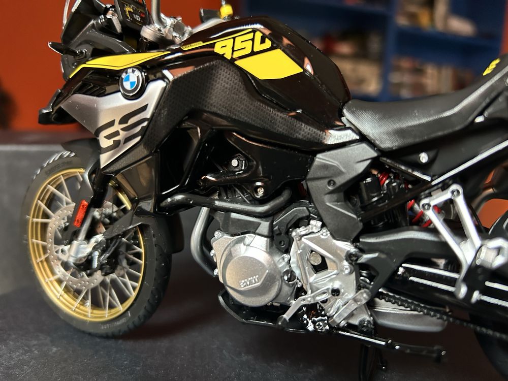 Model BMW motorrad F850GS