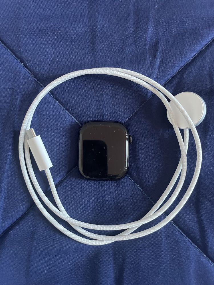 Apple watch series 10 46mm + bands