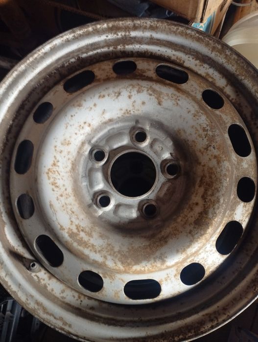 Продам диски R16