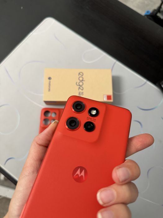 Motorola edge 50 neo , excelente estado