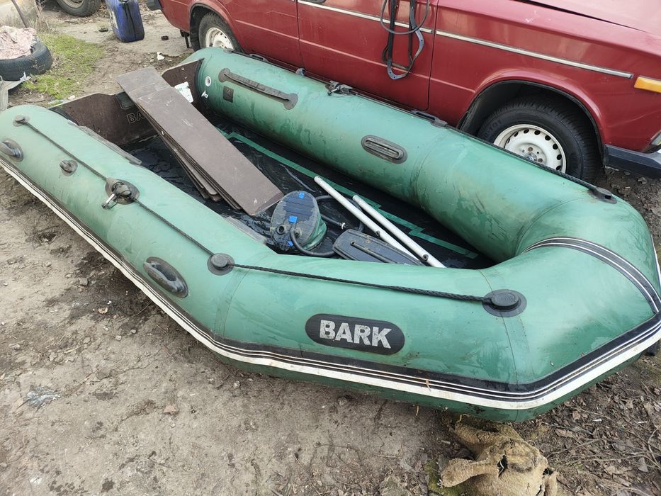 Продам лодку BARK BT-330