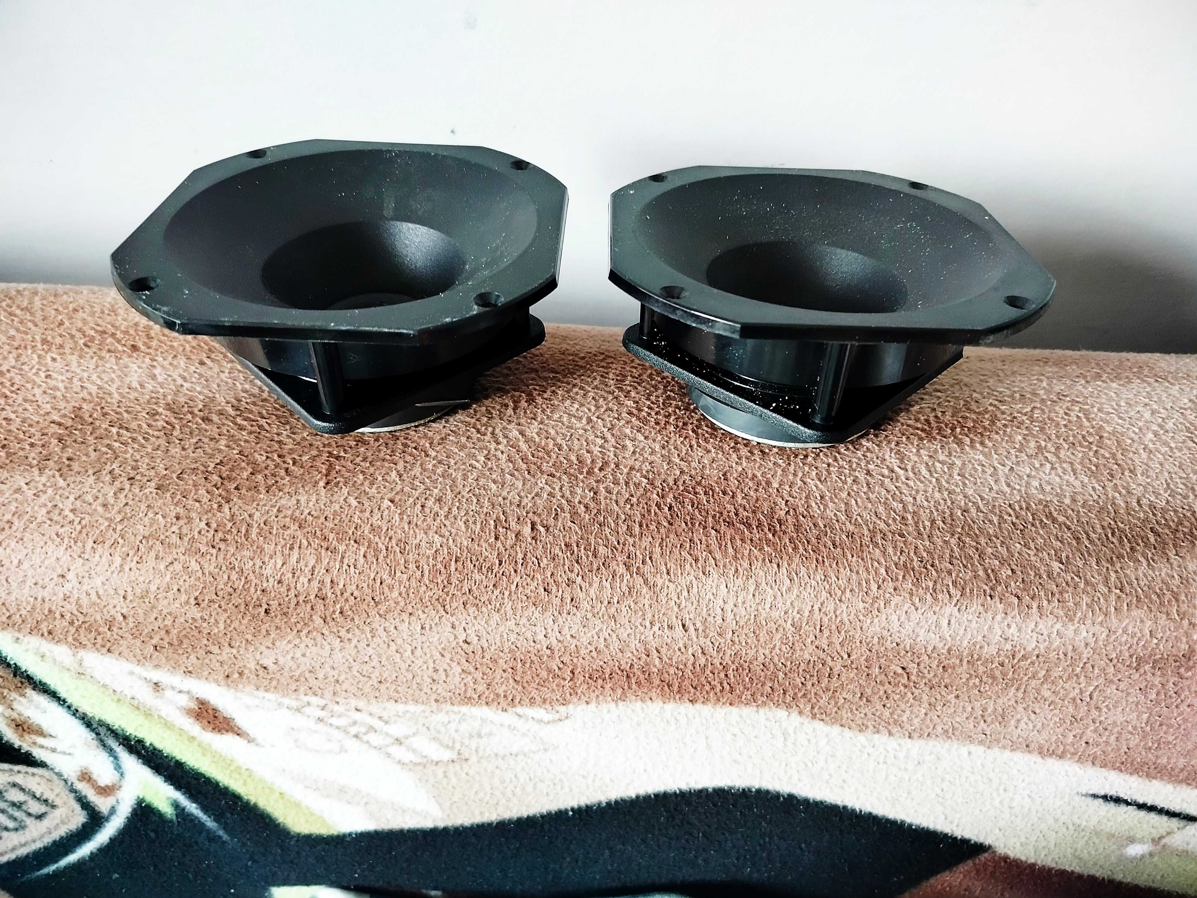TONSIL GDWK 9/80/3 8 Ohm dwa głośniki wysokotonowe plus głęboki kosz